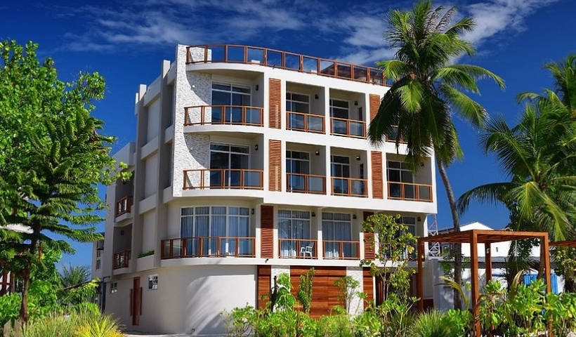 Velana International Airport to Velana Beach Hotel